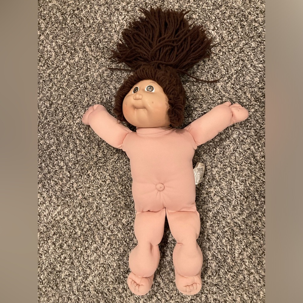 Vintage Cabbage Patch doll brown hair dimples, 1978/1982 head mold 2